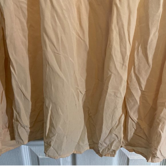 J. Crew 100 % Silk Peach pink button down shirt sz 8 - Picture 4 of 5